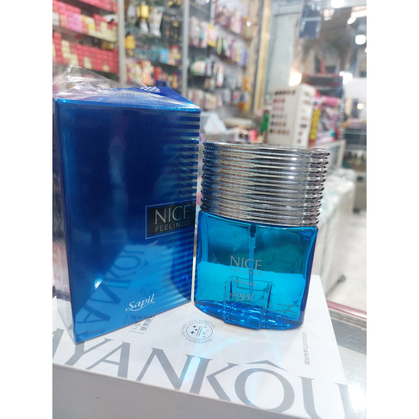 عطر ادکلن مردانه ساپیل نایس آبی عطرادکلن سپیل نایس حجم 75 میل Eau De Toilette Sapil Nice Feelings Blue For Men